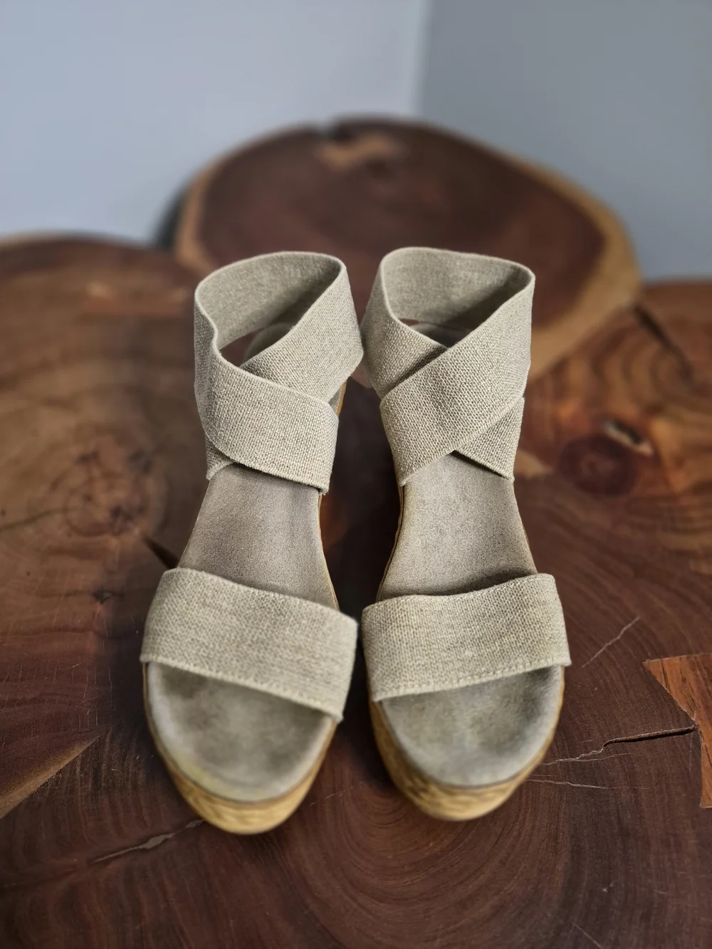CHARLESTON SHOE CO. Bermuda Wedge Sandal Linen - 8